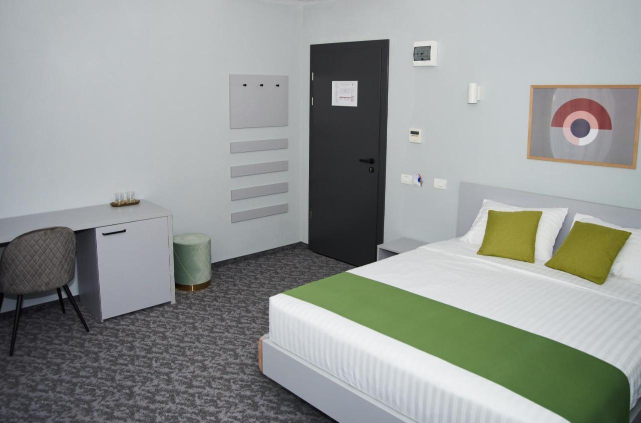 Astra Hotel Călimăneşti Zewnętrze zdjęcie
