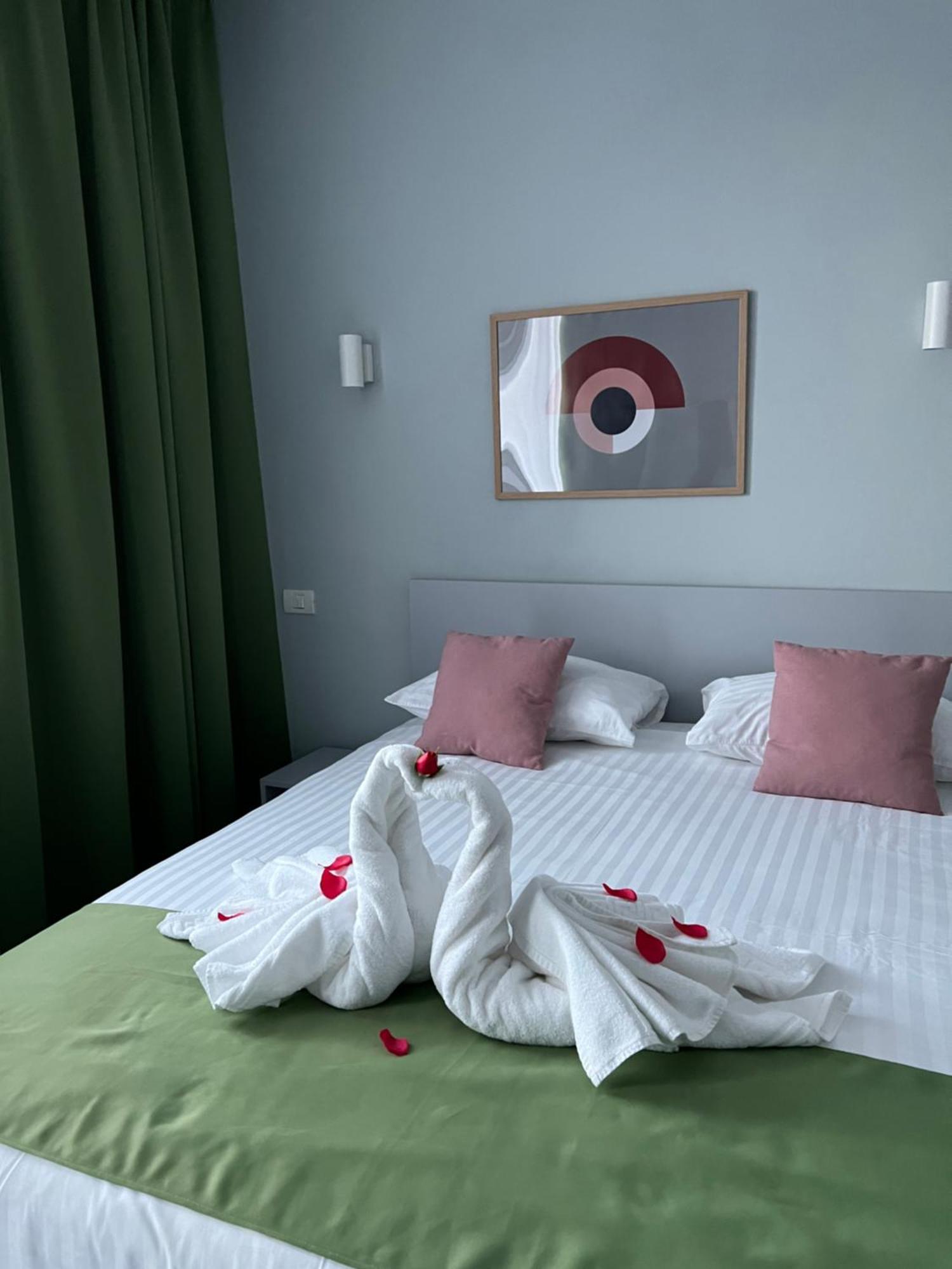 Astra Hotel Călimăneşti Zewnętrze zdjęcie